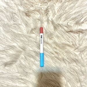 Lip Crayon Bronzy Brown